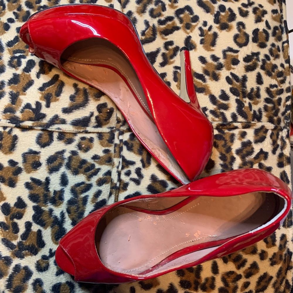Vince Camuto Platform Peep Toe Heel. Size 7B/37. “See photo for defect.”